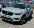 Сірий Вольво XC40, об'ємом двигуна 2 л та пробігом 107 тис. км за 21900 $, фото 4 на Automoto.ua