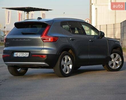 Сірий Вольво XC40, об'ємом двигуна 1.97 л та пробігом 101 тис. км за 24100 $, фото 18 на Automoto.ua