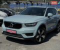 Сірий Вольво XC40, об'ємом двигуна 2 л та пробігом 107 тис. км за 21900 $, фото 3 на Automoto.ua
