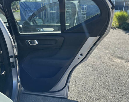 Серый Вольво XC40, объемом двигателя 2 л и пробегом 89 тыс. км за 27500 $, фото 16 на Automoto.ua