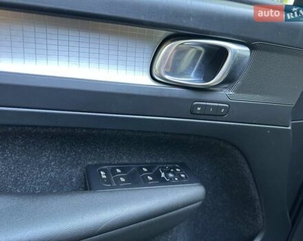 Серый Вольво XC40, объемом двигателя 1.97 л и пробегом 66 тыс. км за 32000 $, фото 7 на Automoto.ua