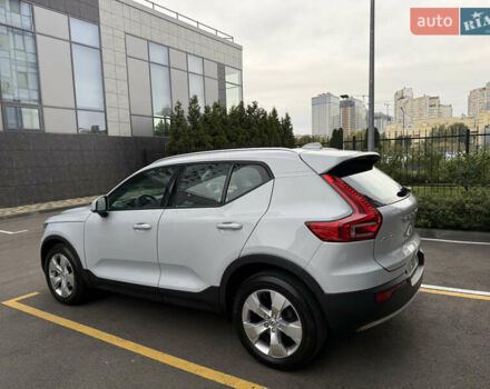 Серый Вольво XC40, объемом двигателя 1.48 л и пробегом 50 тыс. км за 33500 $, фото 5 на Automoto.ua