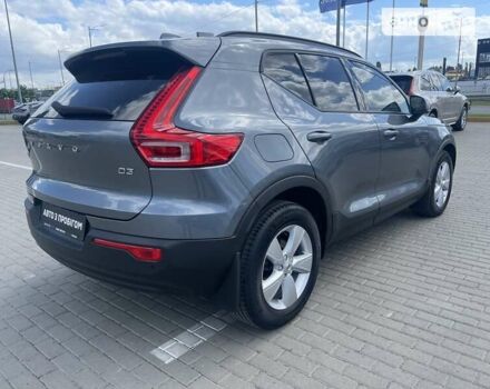 Серый Вольво XC40, объемом двигателя 1.97 л и пробегом 94 тыс. км за 29900 $, фото 6 на Automoto.ua