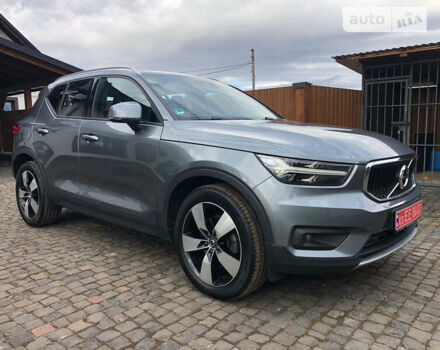 Серый Вольво XC40, объемом двигателя 2 л и пробегом 220 тыс. км за 25000 $, фото 4 на Automoto.ua