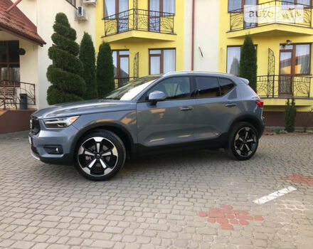 Серый Вольво XC40, объемом двигателя 2 л и пробегом 34 тыс. км за 29900 $, фото 53 на Automoto.ua