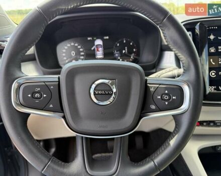 Серый Вольво XC40, объемом двигателя 1.97 л и пробегом 25 тыс. км за 35000 $, фото 31 на Automoto.ua