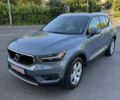 Сірий Вольво XC40, об'ємом двигуна 2 л та пробігом 65 тис. км за 20500 $, фото 7 на Automoto.ua