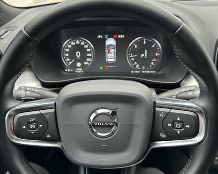 Серый Вольво XC40, объемом двигателя 1.97 л и пробегом 132 тыс. км за 30000 $, фото 34 на Automoto.ua