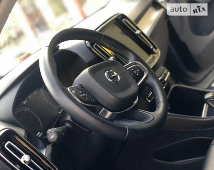 Серый Вольво XC40, объемом двигателя 2 л и пробегом 34 тыс. км за 29900 $, фото 65 на Automoto.ua