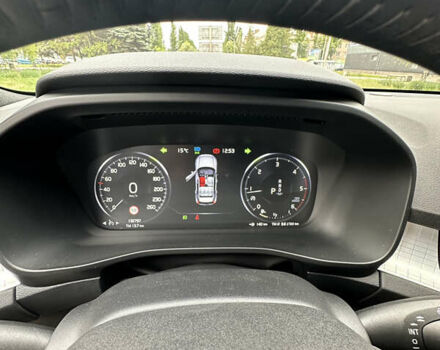 Серый Вольво XC40, объемом двигателя 1.97 л и пробегом 132 тыс. км за 30000 $, фото 32 на Automoto.ua