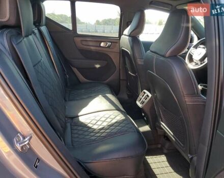 Серый Вольво XC40, объемом двигателя 2 л и пробегом 16 тыс. км за 10000 $, фото 10 на Automoto.ua