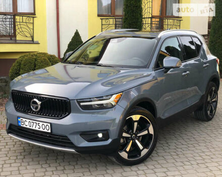 Серый Вольво XC40, объемом двигателя 2 л и пробегом 34 тыс. км за 29900 $, фото 17 на Automoto.ua