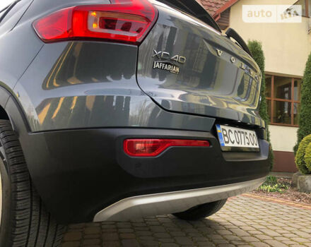Серый Вольво XC40, объемом двигателя 2 л и пробегом 34 тыс. км за 32900 $, фото 38 на Automoto.ua