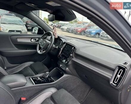 Серый Вольво XC40, объемом двигателя 1.97 л и пробегом 60 тыс. км за 38000 $, фото 30 на Automoto.ua