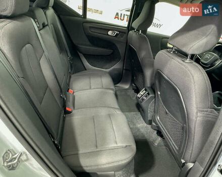 Серый Вольво XC40, объемом двигателя 1.97 л и пробегом 194 тыс. км за 24850 $, фото 9 на Automoto.ua