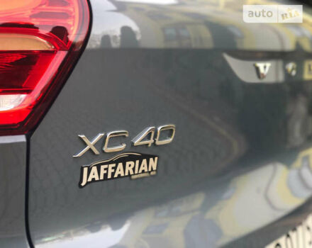 Серый Вольво XC40, объемом двигателя 2 л и пробегом 34 тыс. км за 29900 $, фото 42 на Automoto.ua