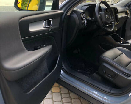 Серый Вольво XC40, объемом двигателя 2 л и пробегом 34 тыс. км за 32900 $, фото 72 на Automoto.ua