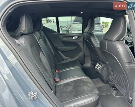 Серый Вольво XC40, объемом двигателя 1.97 л и пробегом 60 тыс. км за 38000 $, фото 32 на Automoto.ua