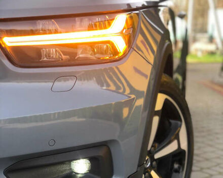 Серый Вольво XC40, объемом двигателя 2 л и пробегом 34 тыс. км за 32900 $, фото 20 на Automoto.ua