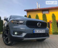 Серый Вольво XC40, объемом двигателя 2 л и пробегом 34 тыс. км за 29900 $, фото 4 на Automoto.ua