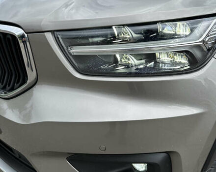 Серый Вольво XC40, объемом двигателя 1.97 л и пробегом 132 тыс. км за 30000 $, фото 16 на Automoto.ua