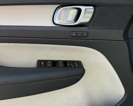 Серый Вольво XC40, объемом двигателя 1.97 л и пробегом 25 тыс. км за 35000 $, фото 23 на Automoto.ua