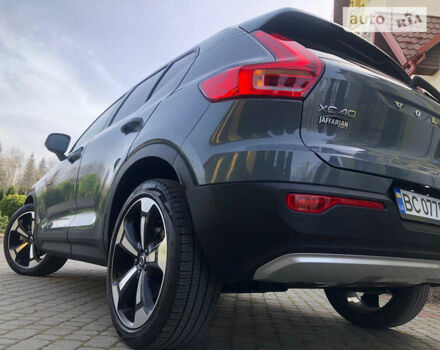 Серый Вольво XC40, объемом двигателя 2 л и пробегом 34 тыс. км за 32900 $, фото 47 на Automoto.ua