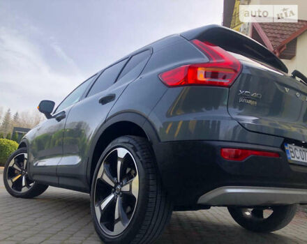 Серый Вольво XC40, объемом двигателя 2 л и пробегом 34 тыс. км за 29900 $, фото 50 на Automoto.ua