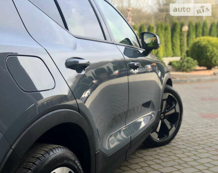 Серый Вольво XC40, объемом двигателя 2 л и пробегом 34 тыс. км за 29900 $, фото 18 на Automoto.ua