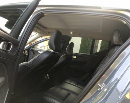 Серый Вольво XC40, объемом двигателя 2 л и пробегом 34 тыс. км за 29900 $, фото 81 на Automoto.ua