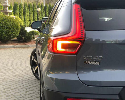 Серый Вольво XC40, объемом двигателя 2 л и пробегом 34 тыс. км за 32900 $, фото 45 на Automoto.ua