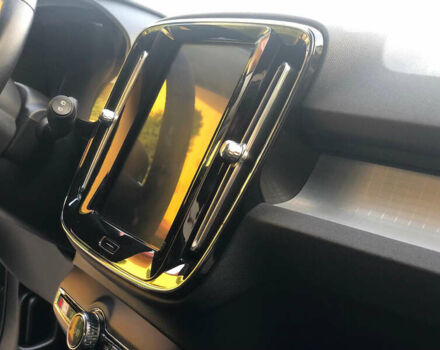 Серый Вольво XC40, объемом двигателя 2 л и пробегом 34 тыс. км за 29900 $, фото 66 на Automoto.ua