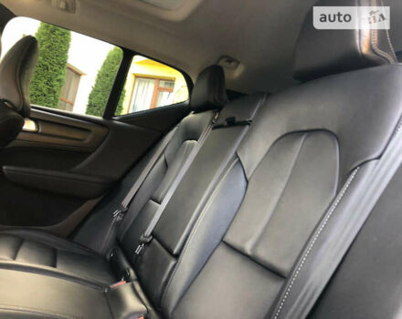 Серый Вольво XC40, объемом двигателя 2 л и пробегом 34 тыс. км за 29900 $, фото 88 на Automoto.ua