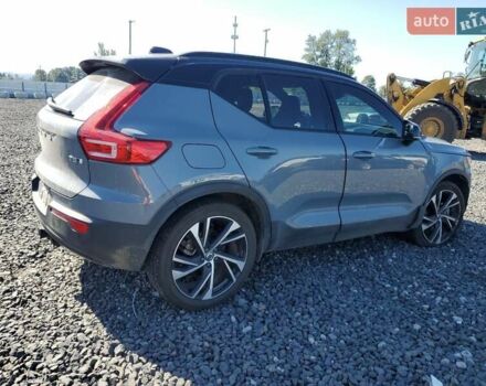 Серый Вольво XC40, объемом двигателя 2 л и пробегом 16 тыс. км за 10000 $, фото 2 на Automoto.ua
