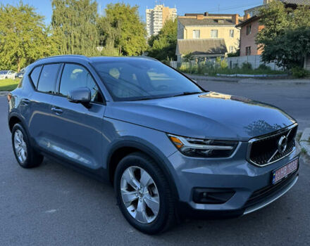 Сірий Вольво XC40, об'ємом двигуна 2 л та пробігом 65 тис. км за 20500 $, фото 6 на Automoto.ua