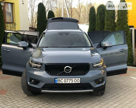 Серый Вольво XC40, объемом двигателя 2 л и пробегом 34 тыс. км за 29900 $, фото 62 на Automoto.ua
