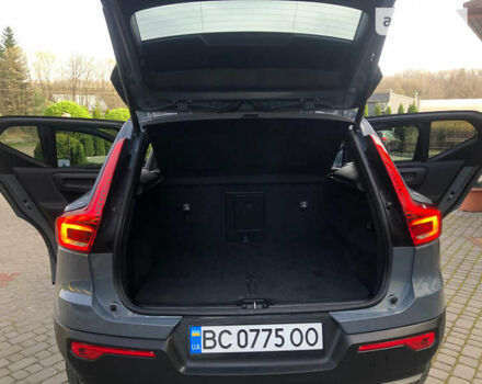 Серый Вольво XC40, объемом двигателя 2 л и пробегом 34 тыс. км за 29900 $, фото 82 на Automoto.ua