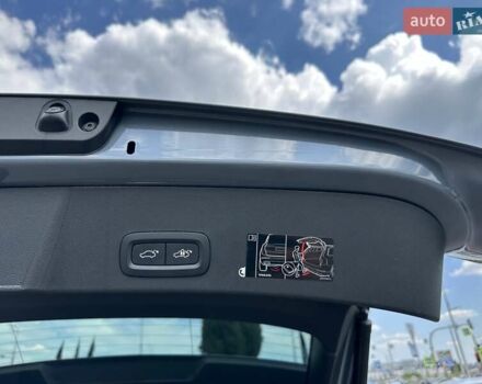 Серый Вольво XC40, объемом двигателя 1.97 л и пробегом 60 тыс. км за 38000 $, фото 9 на Automoto.ua