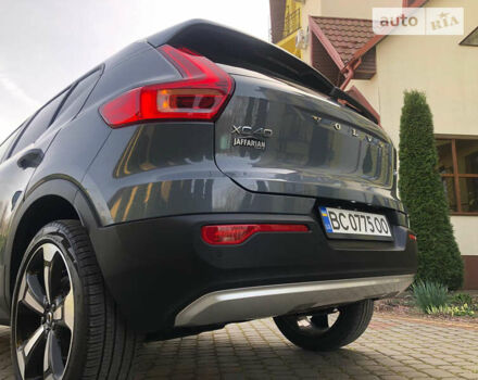 Серый Вольво XC40, объемом двигателя 2 л и пробегом 34 тыс. км за 32900 $, фото 44 на Automoto.ua