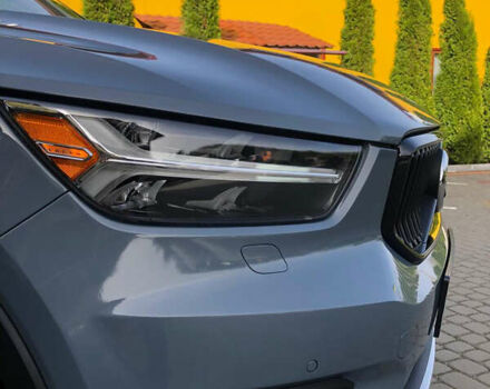Серый Вольво XC40, объемом двигателя 2 л и пробегом 34 тыс. км за 32900 $, фото 59 на Automoto.ua