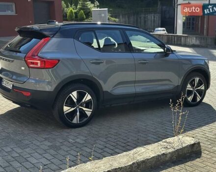 Серый Вольво XC40, объемом двигателя 0 л и пробегом 58 тыс. км за 26500 $, фото 6 на Automoto.ua