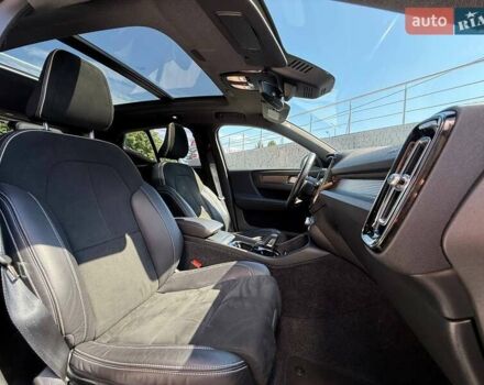 Сірий Вольво XC40, об'ємом двигуна 0 л та пробігом 78 тис. км за 25000 $, фото 13 на Automoto.ua