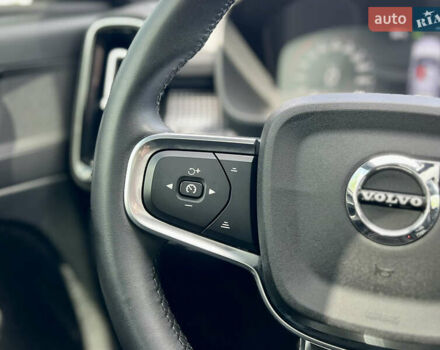 Серый Вольво XC40, объемом двигателя 1.97 л и пробегом 107 тыс. км за 28500 $, фото 19 на Automoto.ua
