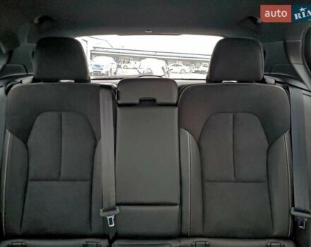 Сірий Вольво XC40, об'ємом двигуна 2 л та пробігом 65 тис. км за 7000 $, фото 9 на Automoto.ua