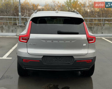 Серый Вольво XC40, объемом двигателя 0 л и пробегом 9 тыс. км за 31500 $, фото 6 на Automoto.ua