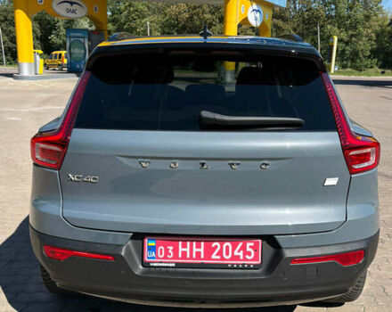 Сірий Вольво XC40, об'ємом двигуна 0 л та пробігом 62 тис. км за 21399 $, фото 7 на Automoto.ua