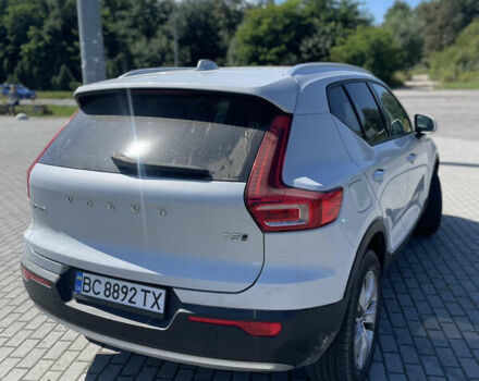 Сірий Вольво XC40, об'ємом двигуна 1.97 л та пробігом 124 тис. км за 23000 $, фото 10 на Automoto.ua