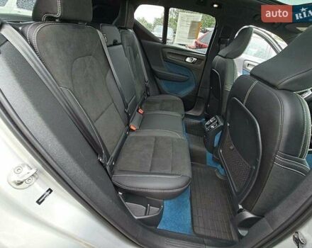 Серый Вольво XC40, объемом двигателя 0 л и пробегом 39 тыс. км за 20000 $, фото 10 на Automoto.ua
