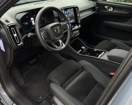 Серый Вольво XC40, объемом двигателя 0 л и пробегом 35 тыс. км за 29500 $, фото 8 на Automoto.ua