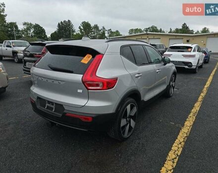 Серый Вольво XC40, объемом двигателя 0 л и пробегом 39 тыс. км за 20000 $, фото 3 на Automoto.ua